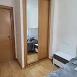 Piso Vega アパート *